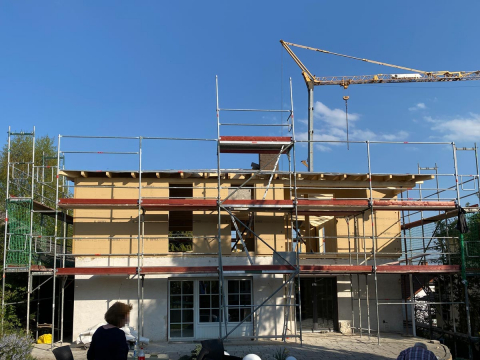 Das neue Flachdach des Wohnhauses in Gießen.