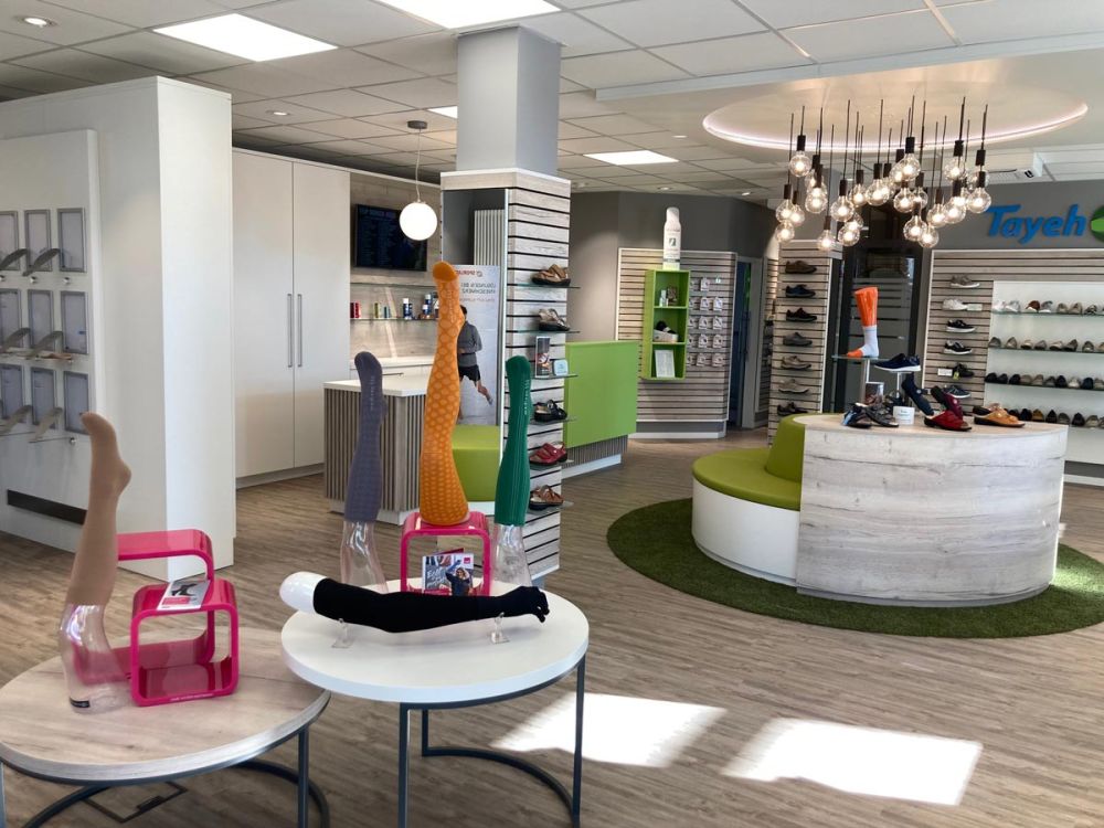 Maßgeschneiderter Ladenbau von Bäuerlein Objektdesign