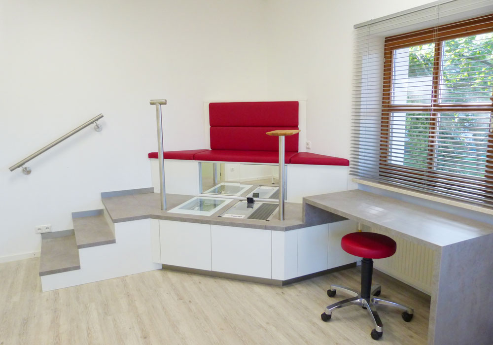 Verkaufsraumgestaltung von Bäuerlein Objektdesign für Seeßle Fußgesundheit.