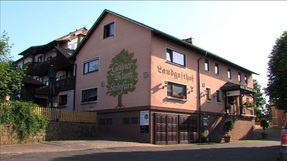 Frontansicht des Landgasthofs Grüner Baum in Steinfurt