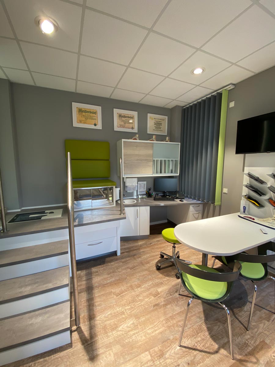 Ladenbau für Orthopädieschuhtechnik Starke von Bäuerlein Objektdesign