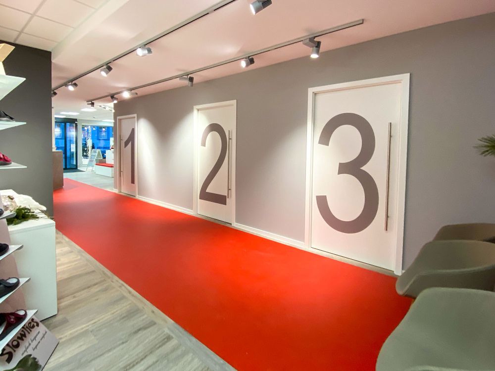 Exzellenter Ladenbau von Bäuerlein Objektdesign für Orthopädische Schuhversorgung