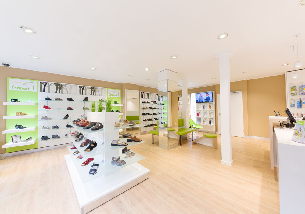 Der Verkaufsraum unseres Ladendesigns von Bäuerlein Objektdesign