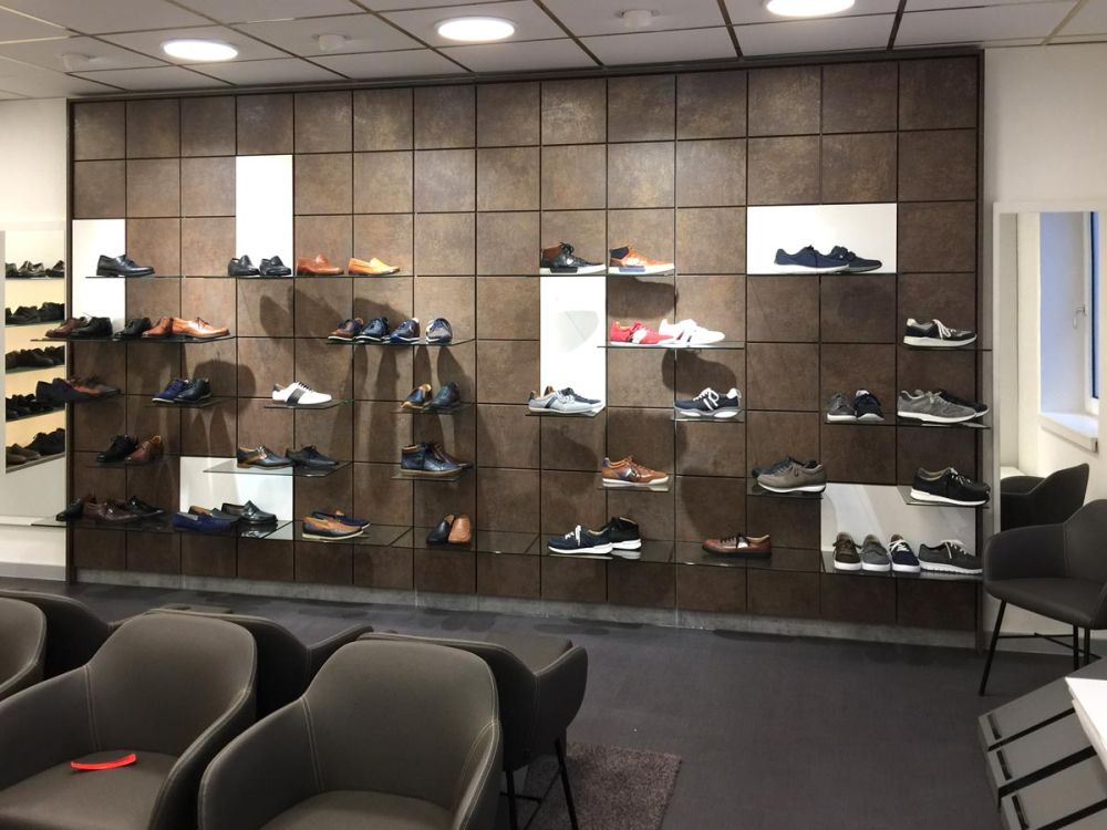 Unsere durchdachte Ladenwandgestaltung von Bäuerlein Objektdesign