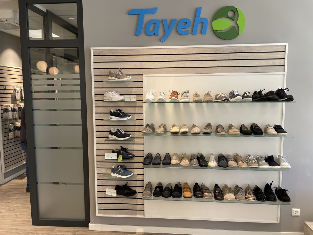 Fachkompetenz im Orthopädieschuhtechnik-Ladenbau von Bäuerlein Objektdesign