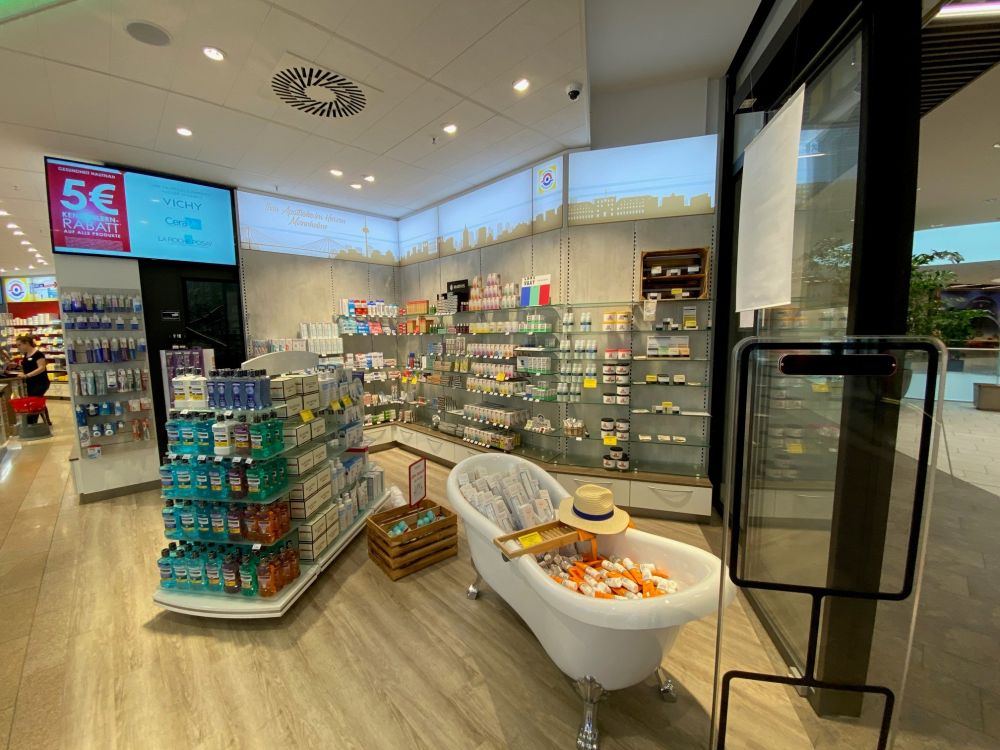 Apothekenbau von Bäuerlein Objektdesign in Mannheim