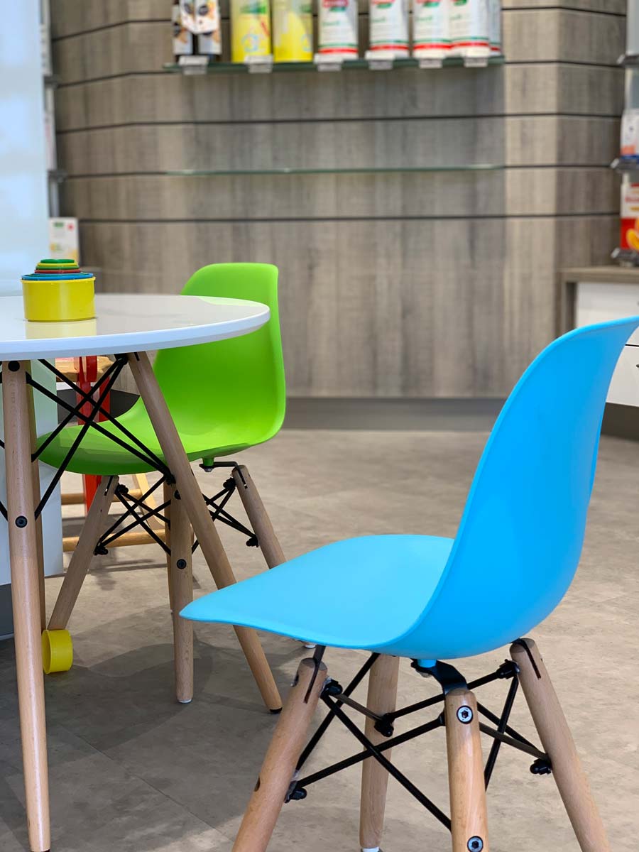 Liebevoll gestalteten Kinderspielecke von Bäuerlein Objektdesign