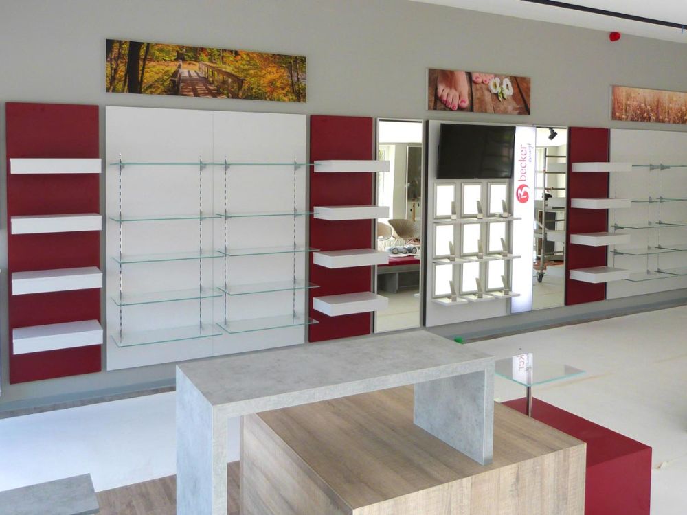 Ladenfläche unseres Ladendesignkonzepts von Bäuerlein Objektdesign